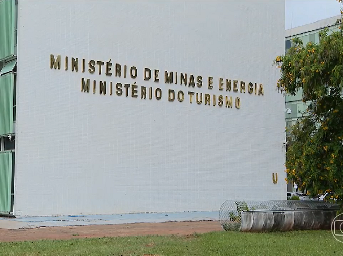 Essa forma de energia é muito importante para o Brasil. Dados do Minstério de Minas e Energia apontam que, em 2022, 31,4% da energia necessária para atender o país foram referentes à biomassa.