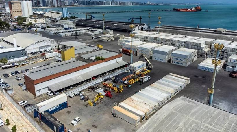 Exportações de produtos como mel e pedras ornamentais estão suspensas enquanto empresas aguardam decisão sobre nova tarifa norte-americana
