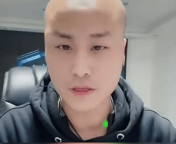 Em maio/23, um streamer chinês chamado Sanqiange morreu depois de ingerir um grande volume de vodka enquanto fazia transmissão ao vivo. 