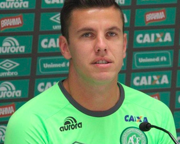 Além dele, outros se livraram da morte neste dia, como o goleiro Marcelo Boeck, que não foi relacionado para a partida e, portanto, não viajou com o time. 
