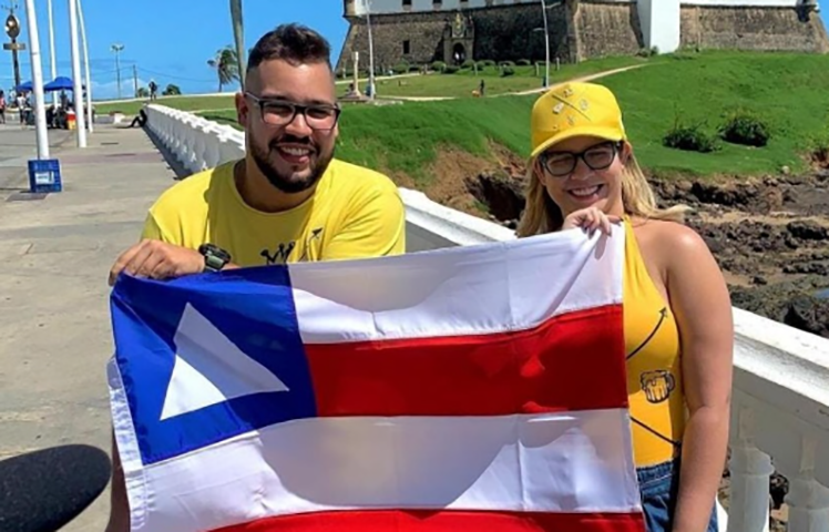 O  tio e assessor de Marília, Abicieli Filho, e o produtor Henrique Ribeiro (na foto) também morreram. Henrique já havia trabalhado com o cantor Cristiano Araújo, morto num acidente de carro em 2015. Na hora, Henrique acompanhava Cristiano, mas estava num ônibus, com a banda. Desta vez, porém, ele não conseguiu escapar. 