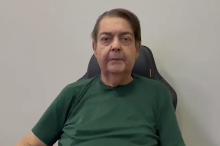 No dia 6 de agosto, ele teve que se submeter a um transplante de fígado, e no dia 7, a um retransplante renal. Ambos os procedimentos foram planejados há um ano e realizados após a confirmação de compatibilidade com órgãos de um único doador.