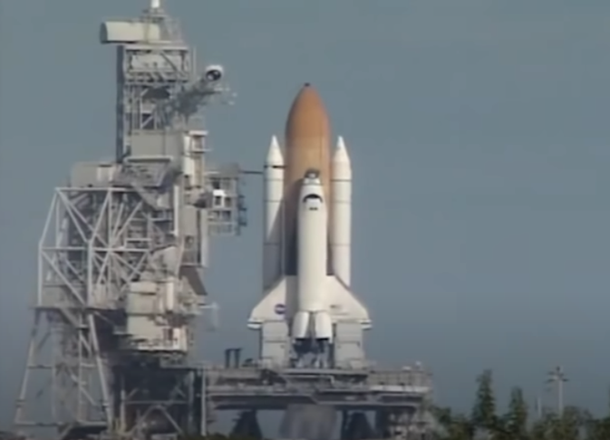 A história do Columbia começa em 12/4/1981, quando ele foi lançado pela NASA, a agência espacial americana. Em 27 anos, o Columbia fez 124 voos e 4.808 órbitas.