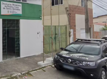 Conforme a 1ª Promotoria de Justiça da cidade, o ex-delegado de Santa Quitéria, José Milson Teixeira e Pinho, teria praticado reiteradas condutas ilegais e omissivas  