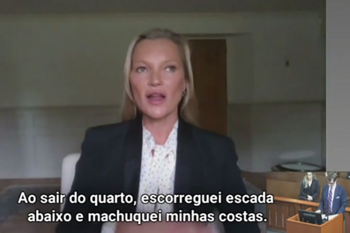 Moss não só afirmou que ela escorregou da escada sozinha como disse que Depp a ajudou após o incidente. 