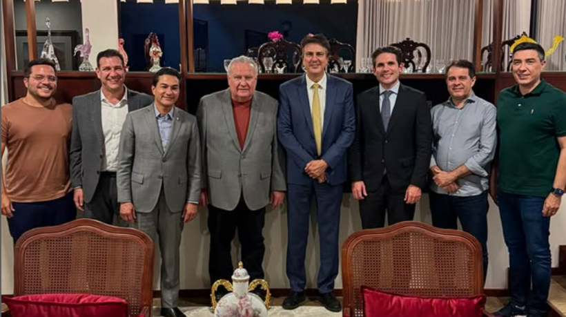 Chiquinho Feitosa recebe lideranças políticas em Brasília para debater o Ceará