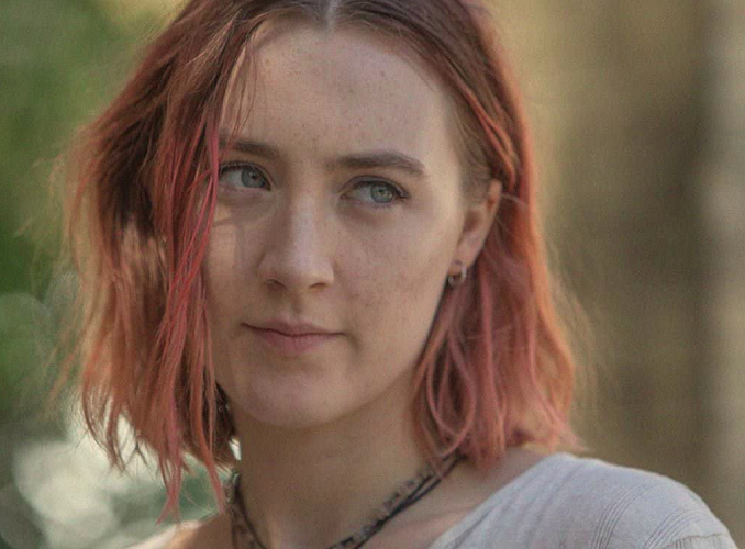 Ronan virou uma das atrizes mais prestigiadas de sua geração, com nada menos do mais três indicações ao Oscar: por Brooklyn (2015), Lady Bird: A Hora de Voar (2017) e Adoráveis Mulheres (2019).