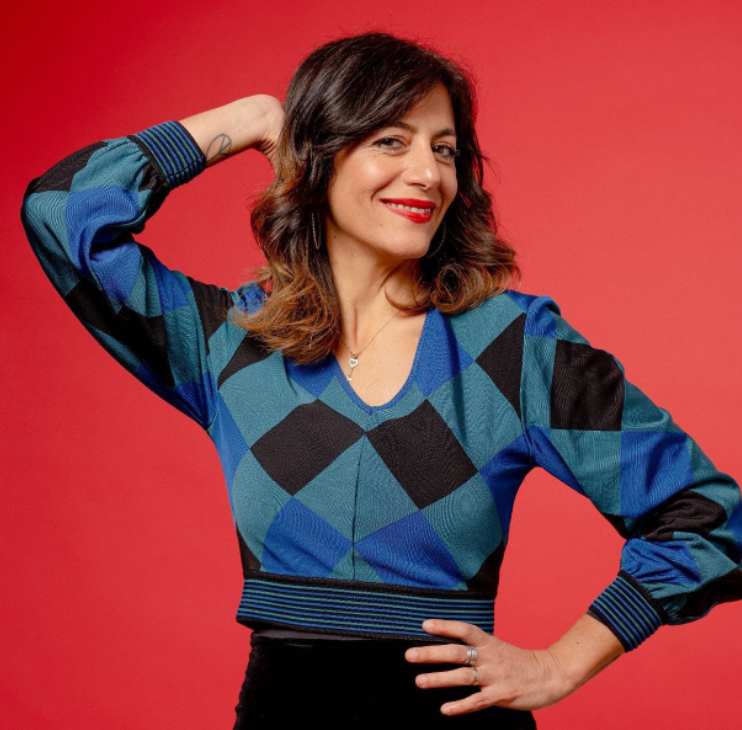 Marina Person - Atriz e apresentadora - Filha dos cineastas Luís Sérgio Person e Regina Jeha. O pai morreu num acidente quando ela tinha 7 anos. Formada em Cinema. 