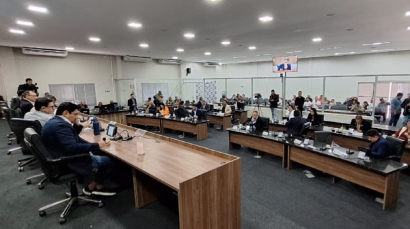 O programa prevê parcelamento de multas e desconto de juros em dívidas de IPTU e ISS