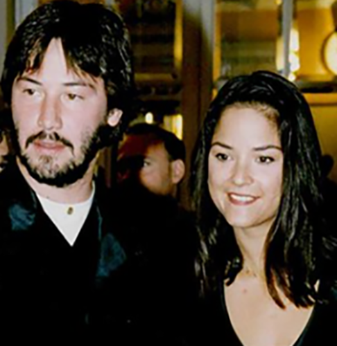 Outro drama de Keanu foi a doença da irmã Kim. Ela teve leucemia e quase morreu. Sensibilizado, ele criou uma fundação para financiar pesquisas sobre câncer e auxiliar pessoas doentes. 