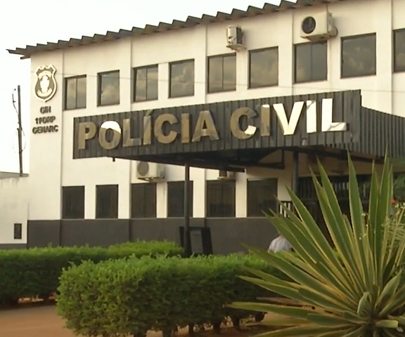 De acordo com a Polícia Civil, o episódio foi registrado como um “caso atípico”, devido às circunstâncias incomuns da denúncia e da gravação.
