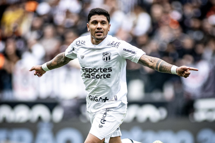 Galeano é o vice-artilheiro do Ceará na temporada