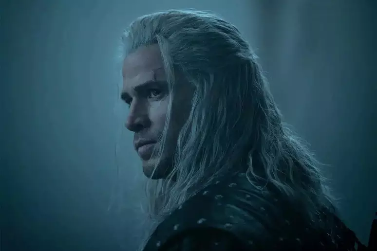 Em maio, a Netflix divulgou o primeiro teaser da série renovada - já com Liam Hemsworth no papel de Geralt - que estreou em outubro.