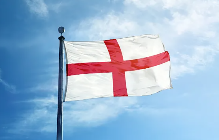 Ele chegou a ser padroeiro da Inglaterra, mas foi substituído por São Pedro pelo Papa Leão XII em 1893.  Mas a própria bandeira inglesa tem referência ao santo. A cruz de São Jorge estampa o símbolo do país. 