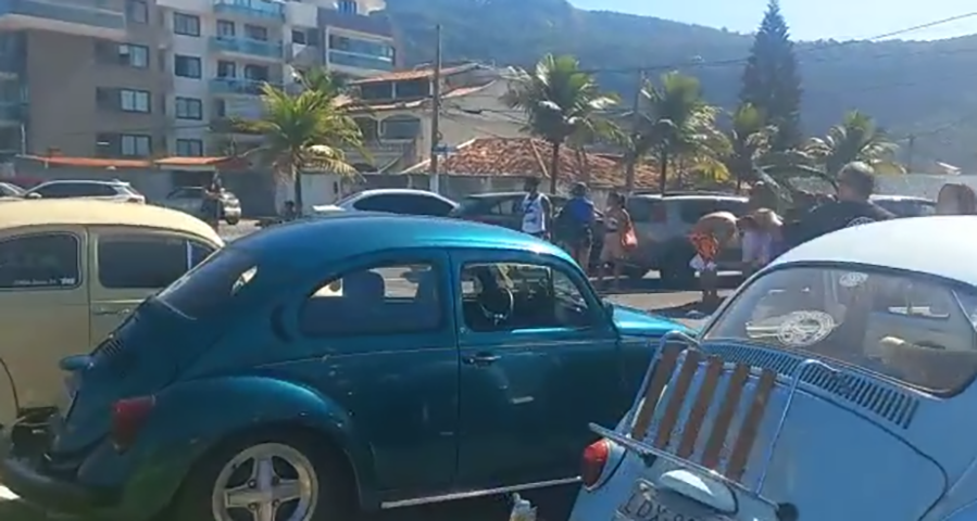 Dias depois do acidente, uma fusqueata - carreata de fuscas - foi realizada em vários lugares em homenagem à dupla.  Pessoas que acompanhavam as aventuras de Jesse e Shurastey nas redes sociais  se reuniram numa celebração à memória dos dois.