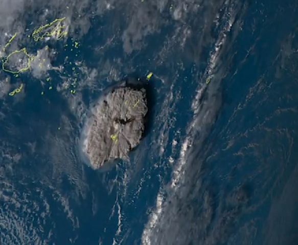 Na época, especialistas explicaram que pequenas partículas foram lançadas na estratosfera -- a camada superior da atmosfera -- e começaram a se espalhar pelo mundo devido às correntes de ar.