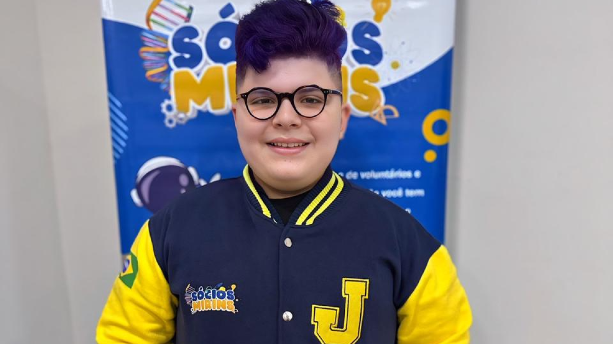 O garoto, de apenas 12 anos, será o único brasileiro no evento aeroespacial, que ocorrerá no Maranhão