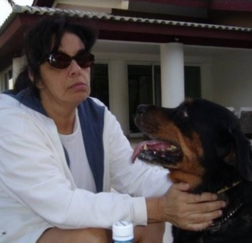 O acordo também previa que os royalties das execuções musicais de Gal Costa fossem divididos igualmente entre filho e viúva até que seja vendida a última casa em que a cantora viveu - propriedade avaliada em R$ 8 milhões. 

