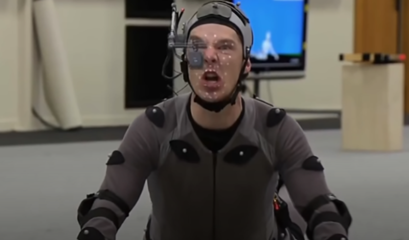  Benedict também é um prestigiado dublador. Ele é que faz a voz sombria de Smaug, da saga de Hobbit e Senhor dos Anéis. Para gravar, Benedict atua não apenas falando, mas fazendo movimentos, usando roupa especial