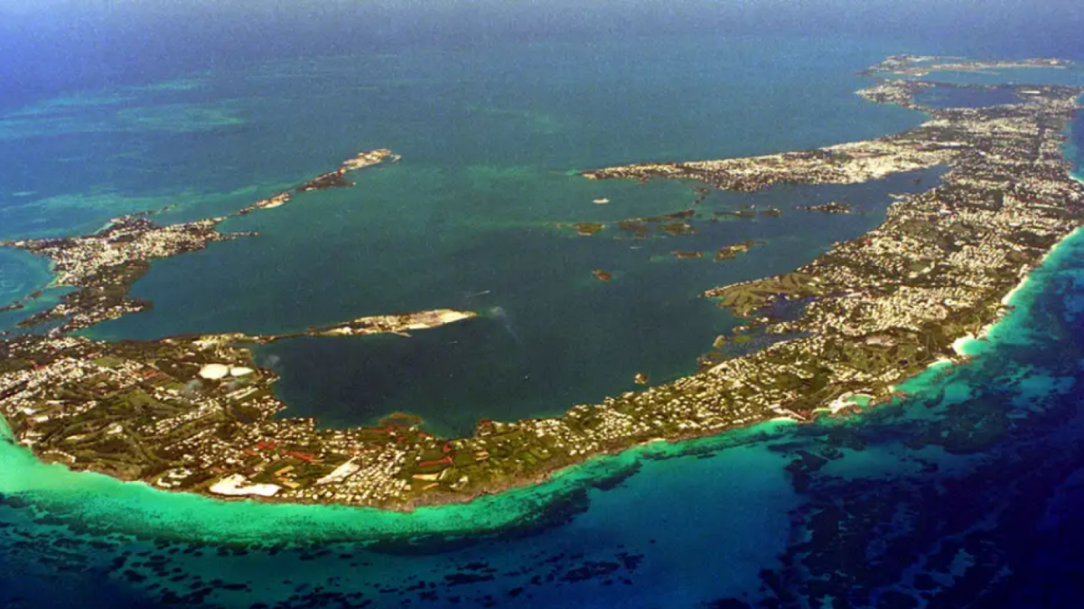 Bermudas continuam a flutuar no meio do Atlântico como se o tempo geológico não existisse