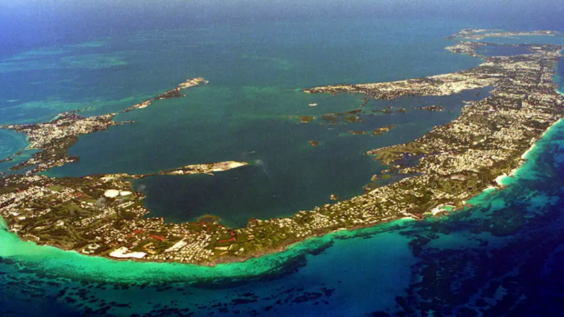 Bermudas continuam a flutuar no meio do Atlântico como se o tempo geológico não existisse 