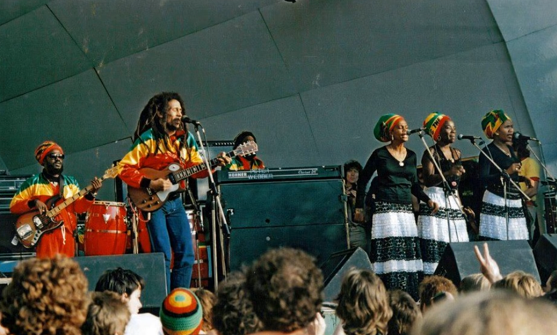 Em maio de 1980, foi lançado Uprising, sucesso mundial com os hits Could You Be Loved eRedemption Song. Os Wailers fizeram sua maior turnê europeia, incluindo um show em Milão, Itália, com público de 100 mil pessoas, recorde para qualquer banda do mundo na época. 