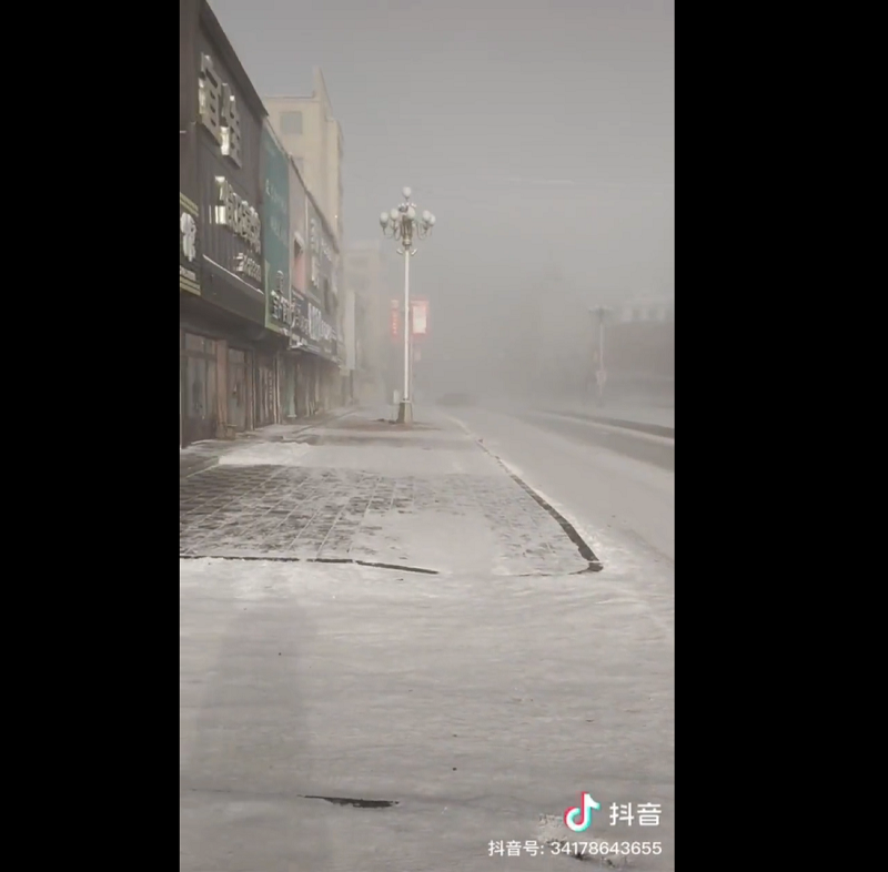 Ele contou que, por conta da neblina, “não se consegue ver ninguém”.