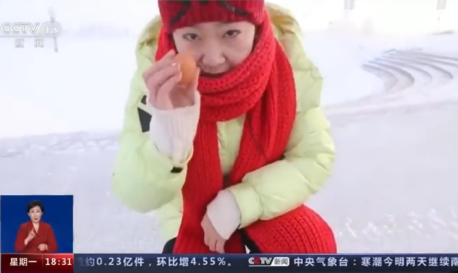 O vídeo logo tomou conta das redes sociais e muita gente ficou chocada ao ver o ovo congelando tão rapidamente!