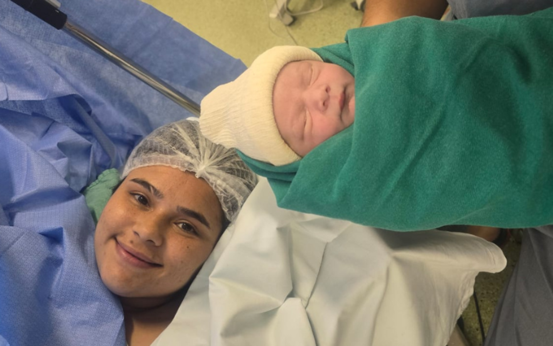 Pedro Leonardo e a m&atilde;e Jackeline Severo