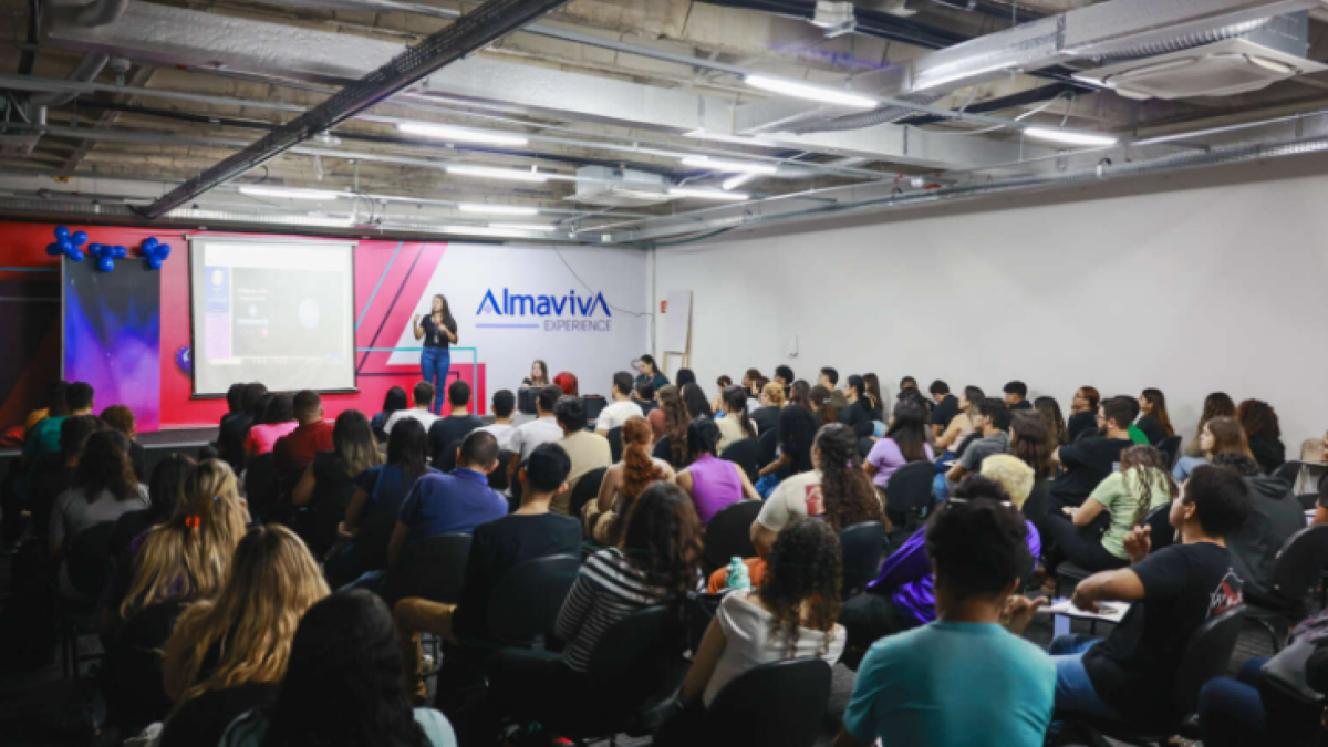 Os profissionais foram admitidos para atuar no setor de servi&ccedil;os, com foco em atendimento ao cliente