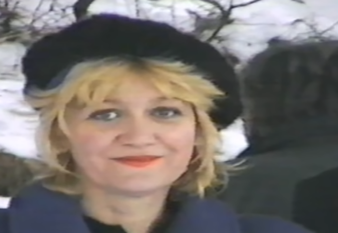 Ela morreu em 23/12/2016, aos 66 anos, em Belgrado, capital da Sérvia. Vivia sozinha, com 3 gatos. A causa da morte não foi divulgada. Mas amigos disseram que ela enfrentava problemas de coração.