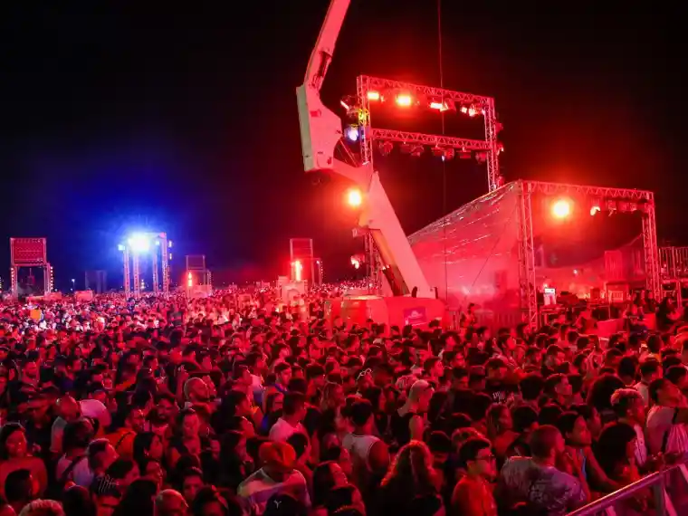 Réveillon 2023 em Fortaleza: acompanhe ao vivo e tempo real as festas na praia e em clubes 