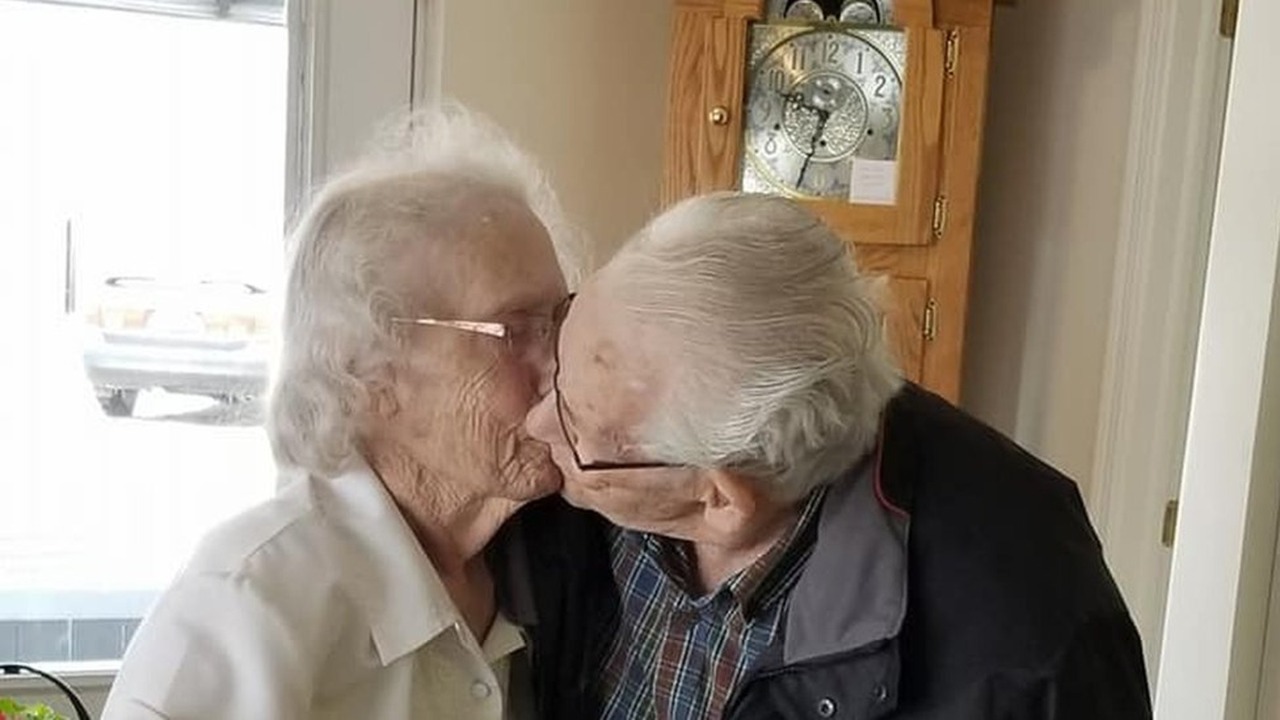 Audrey e Herbert disseram adeus pela primeira vez em 73 anos.