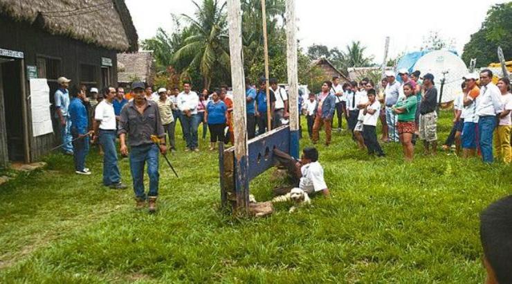 prefeito amarrado em armadilha 